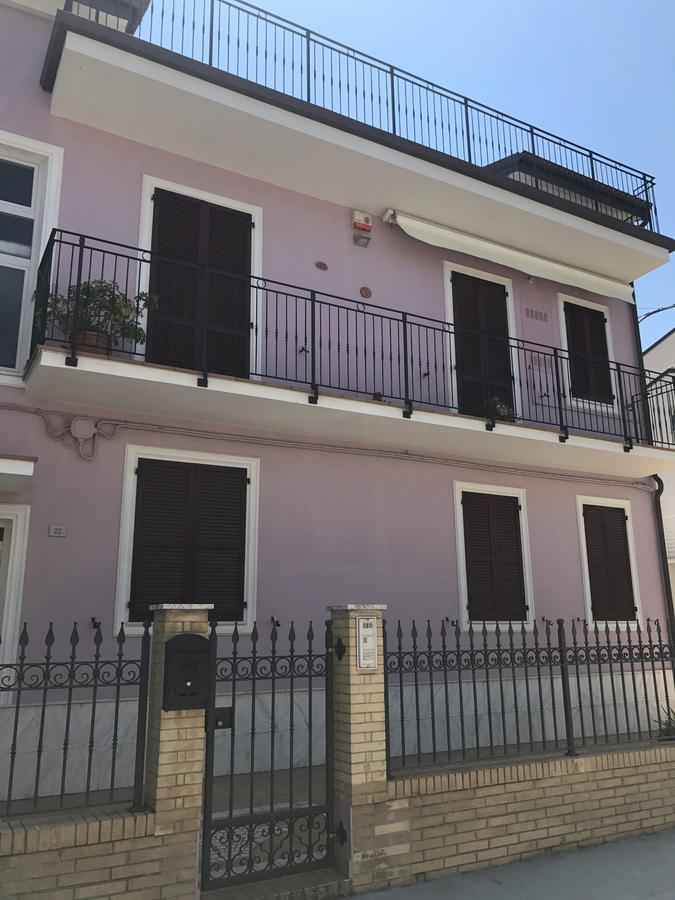 B&B Civico22 Civitanova Marche Eksteriør billede